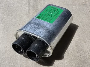 Capacitor For Microwave 1UF 240 Volts Ac
