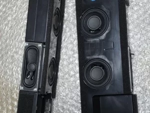 Hisense 75R6 , Both Speakers