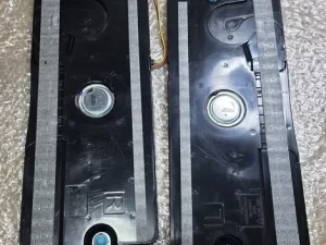 Samsung QA65Q60BAW,  Speakers BN96-52483A.