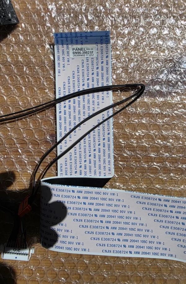 Samsung QA55Q70TAW Set Of Flex Cables And Powe On Switch - Image 2