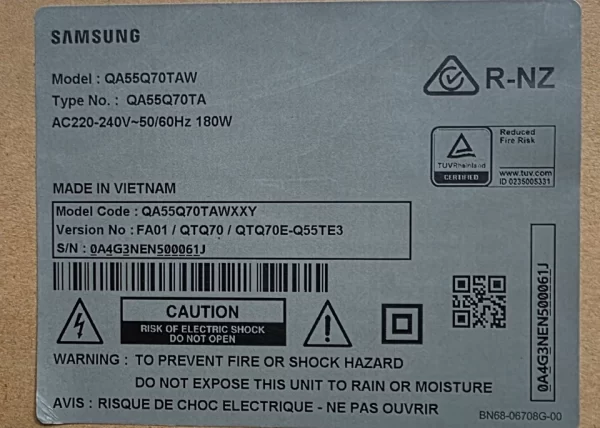 Samsung QA55Q70TAW Set Of Flex Cables And Powe On Switch - Image 4