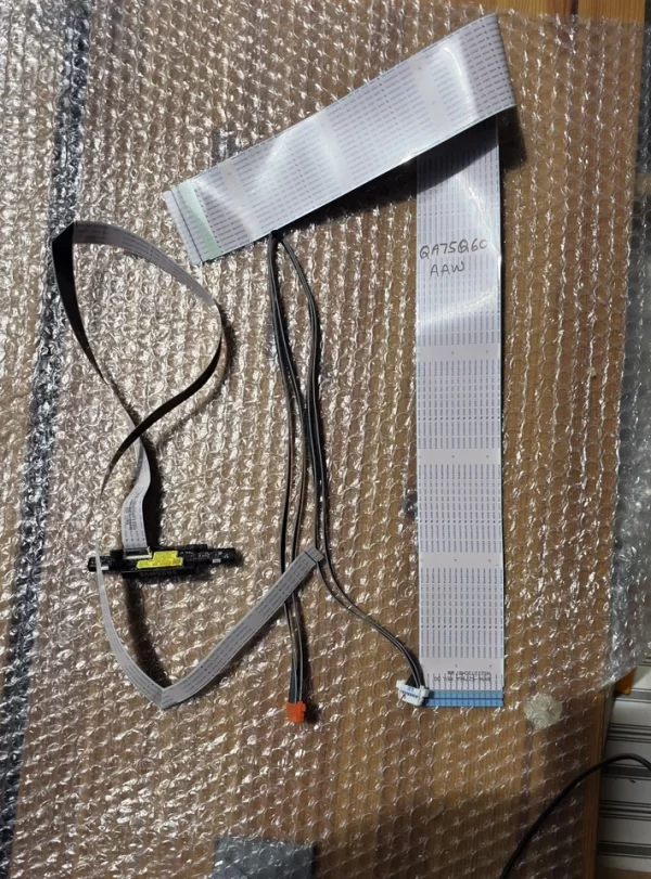 Samsung QA75Q60AAW FLEX CABLES SET AND POWER CABLES - Image 2