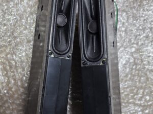 Samsung UA82RU8000W Speaker Set